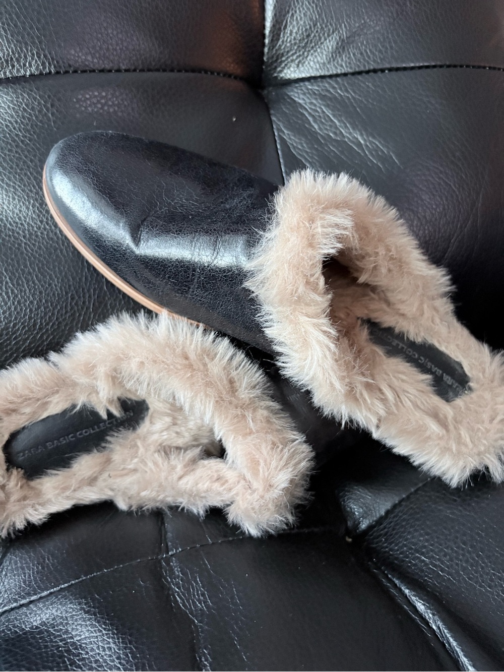 Zara Black Leather-Look Mules with Beige Faux Fur Trim